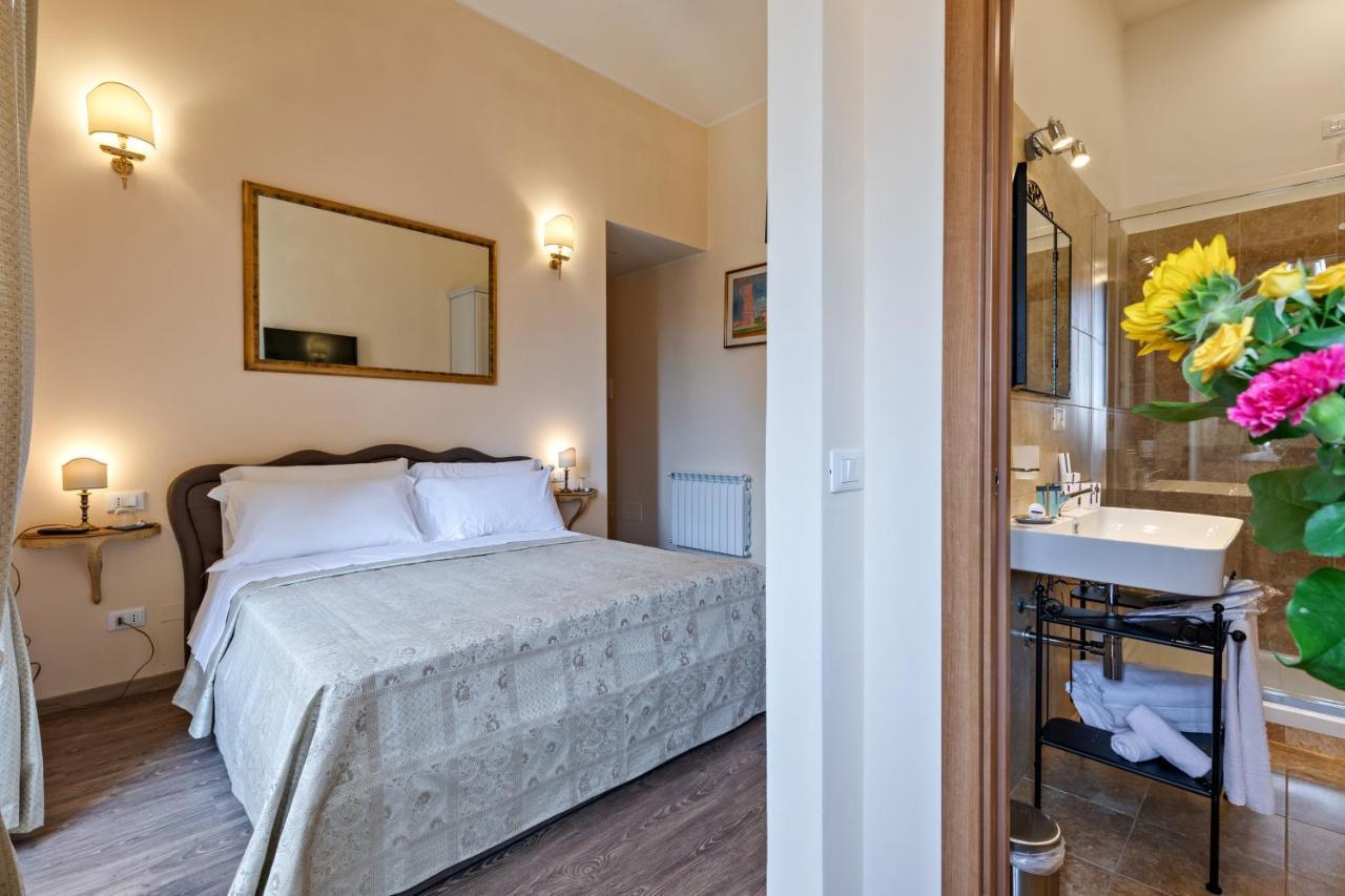 Vatican Domus Luxury Rooms โรม ภายนอก รูปภาพ